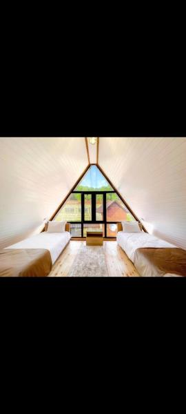 Liki Home 8